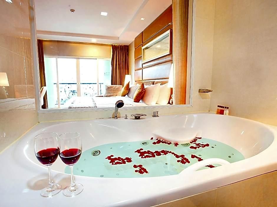 Intimate - Sha Extra โรงแรม Pattaya