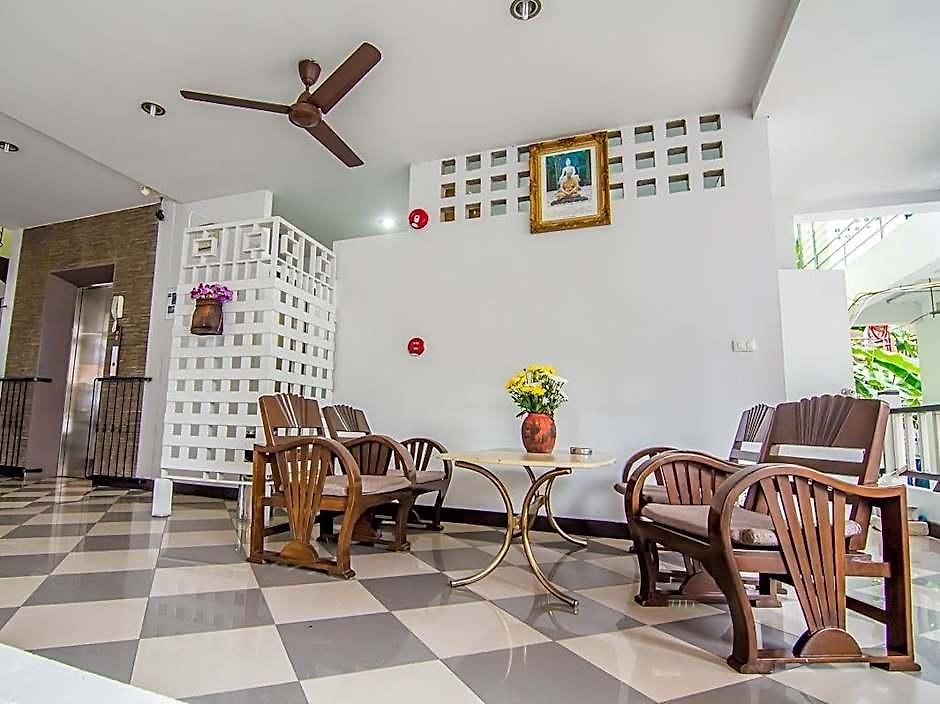 Sutus Court 4 Hotel 3*