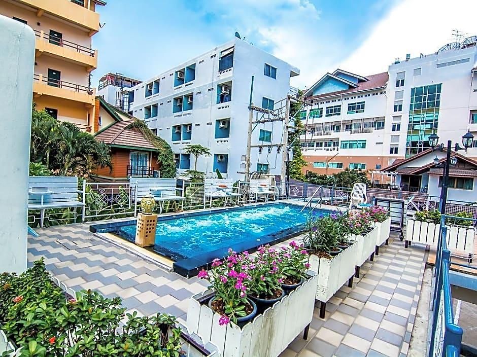 Sutus Court 4 Hotel 3*