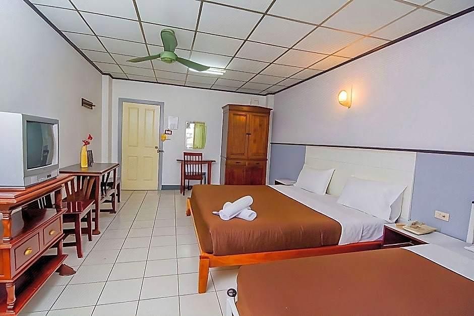 Sutus Court 4 Hotel Pattaya