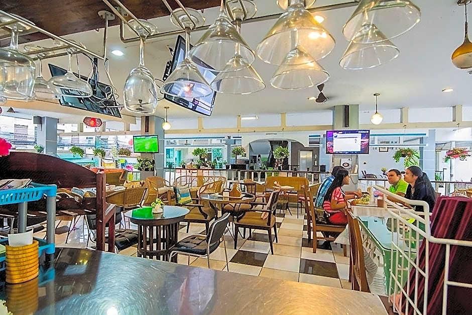 Hotel Sutus Court 4 Pattaya