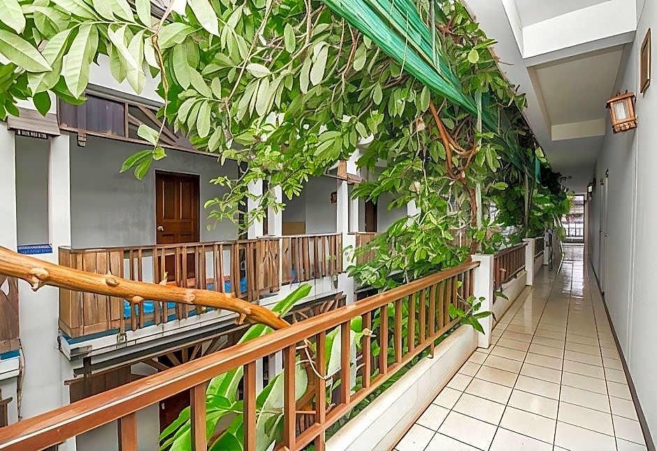 Hotel Sutus Court 4