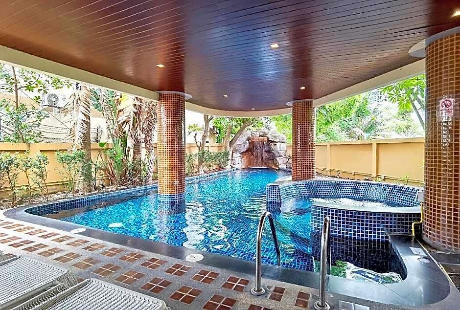 Nova Gold Hotel 4*