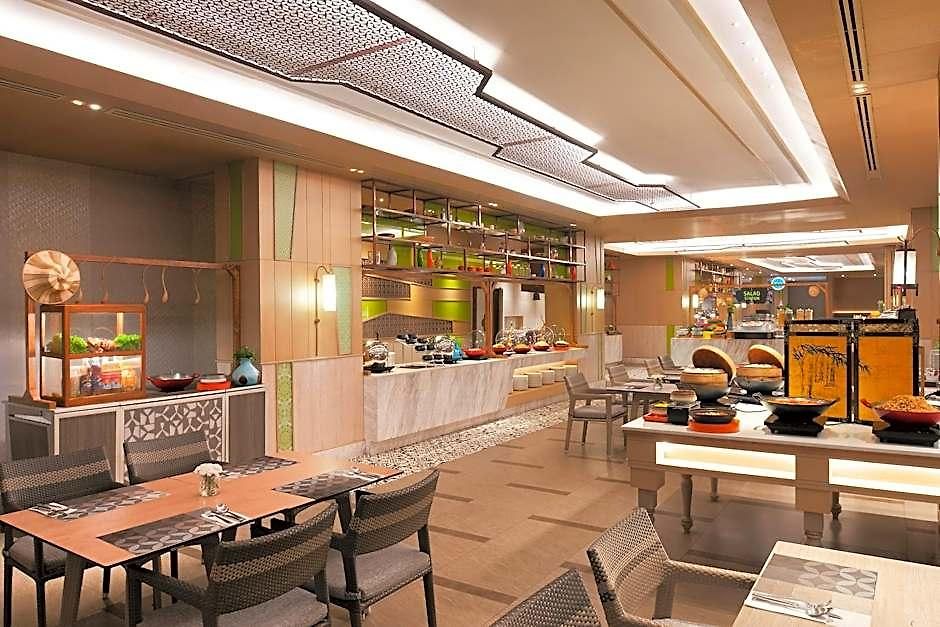 โรงแรม Amari 5*