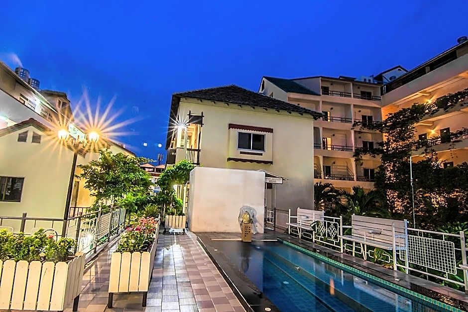 Sutus Court 5 3* Pattaya