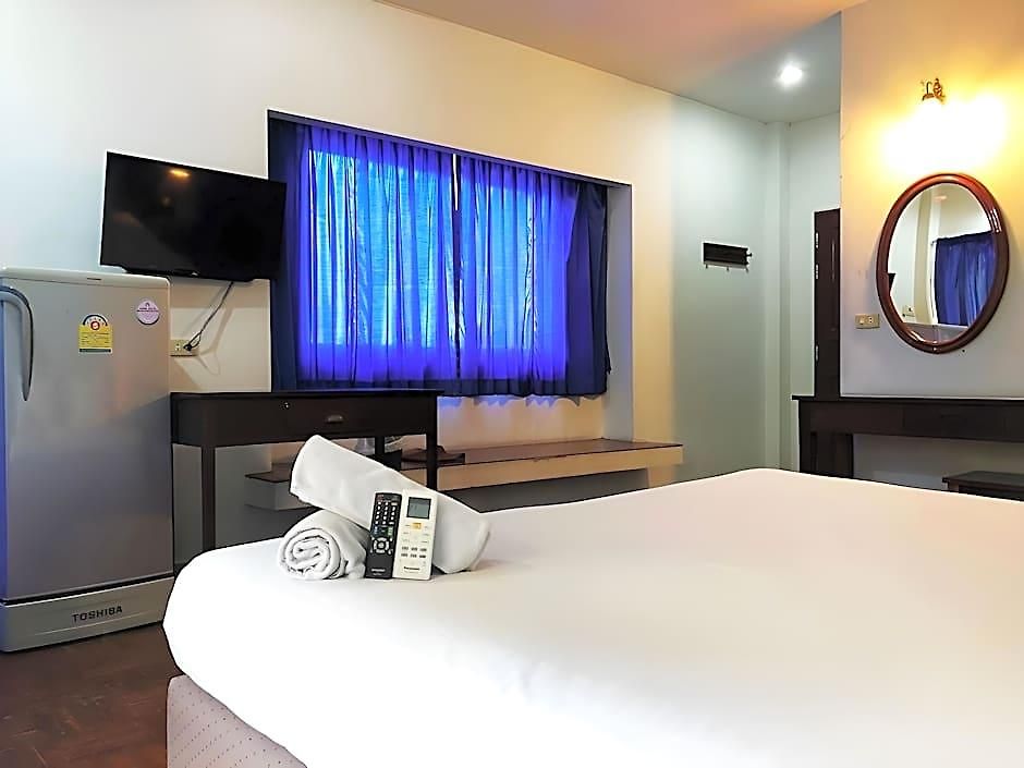 Hotel Sutus Court 5
