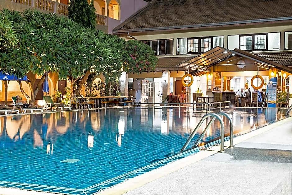 S Formally Sabai โรงแรม Pattaya