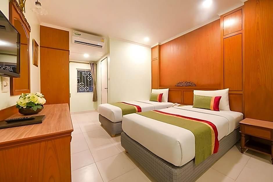 S Formally Sabai โรงแรม
