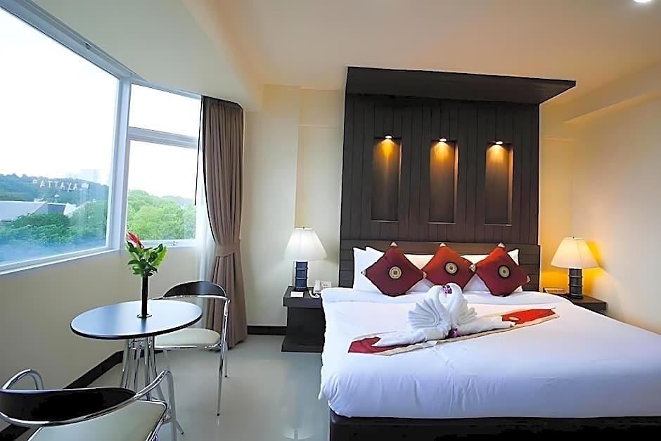 Suncity Hotel 4*