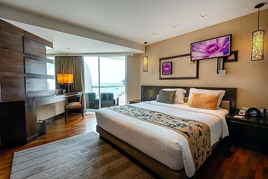 A-one Hotel 4*