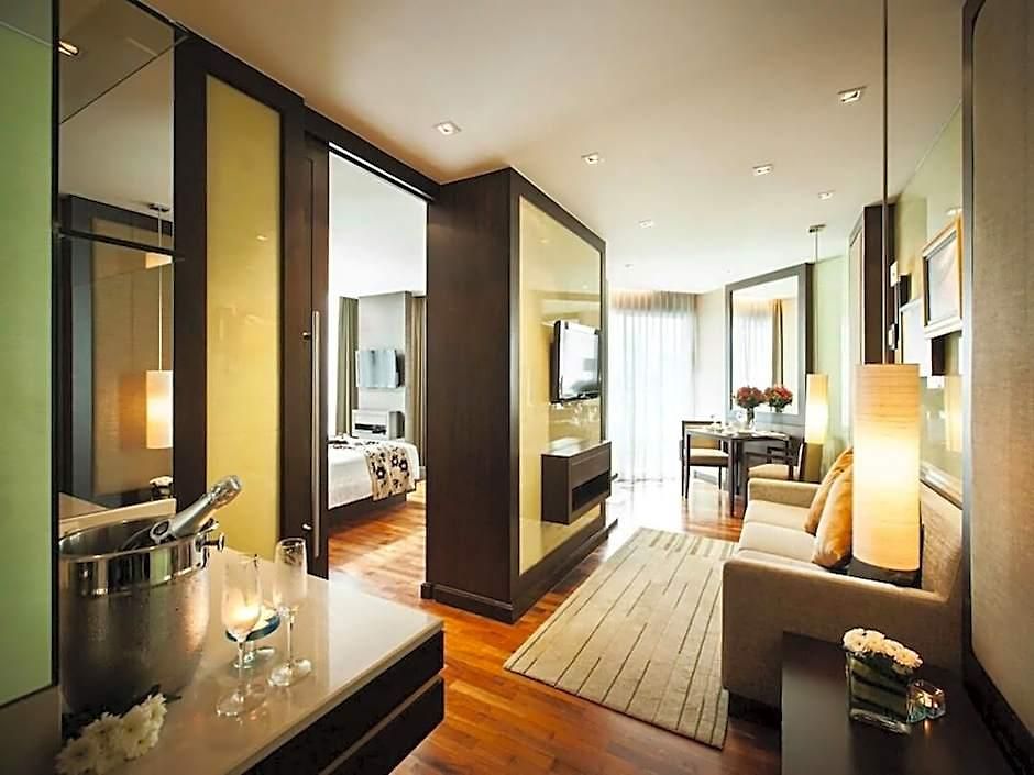 A-one Hotel 4*