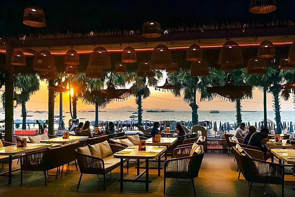 A-one Hotel 4*