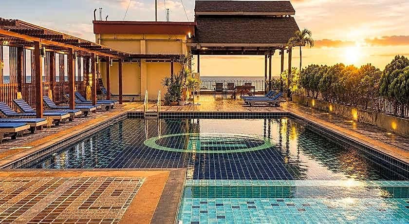 โรงแรม เบย์วอลค์ เรสซิเดนซ์ พัทยา - บาย ไทยวัฒน์