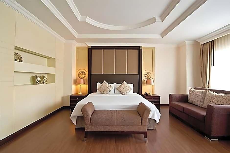 Lk Metropole 4*