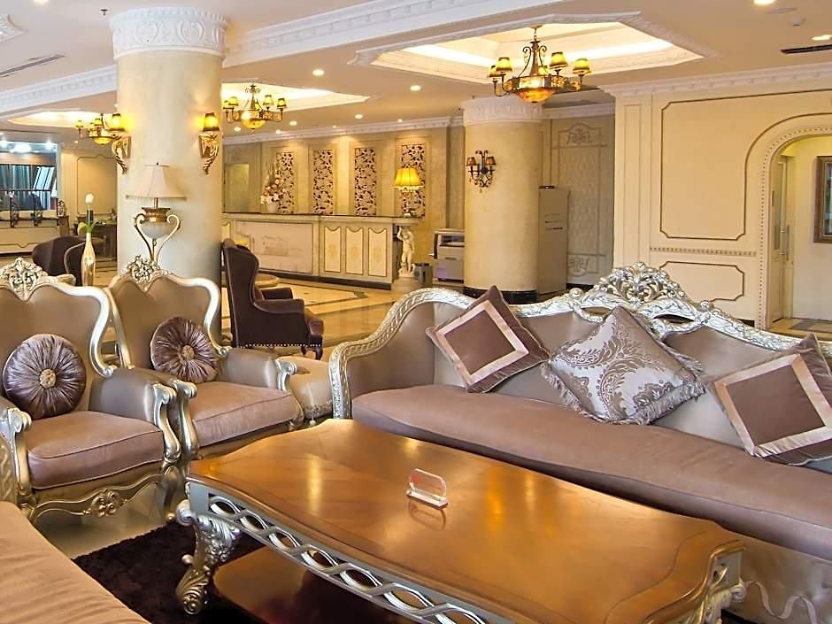 Hotel Lk Metropole 4*