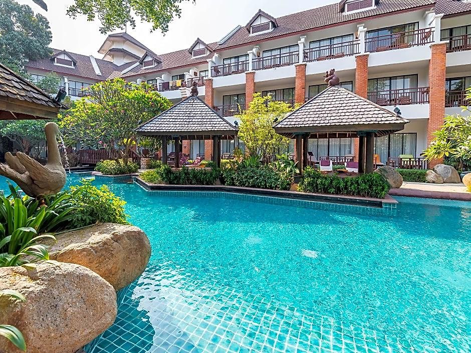 วู้ดแลนด์ โฮเต็ล แอนด์ 4* Pattaya
