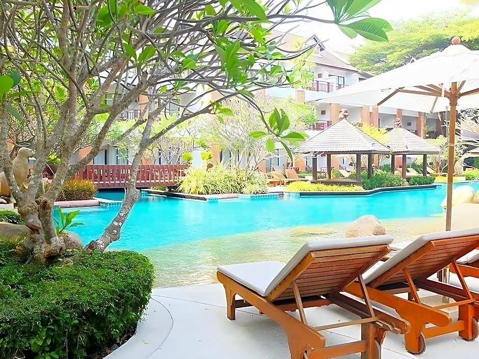 วู้ดแลนด์ โฮเต็ล แอนด์ 4* Pattaya
