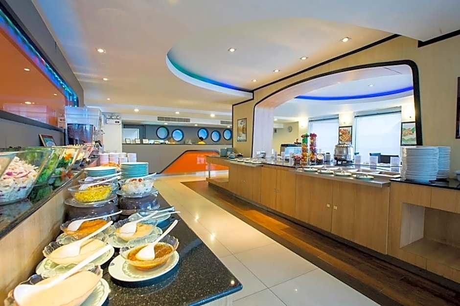 Flipper - Sha Extra Hotel 3*