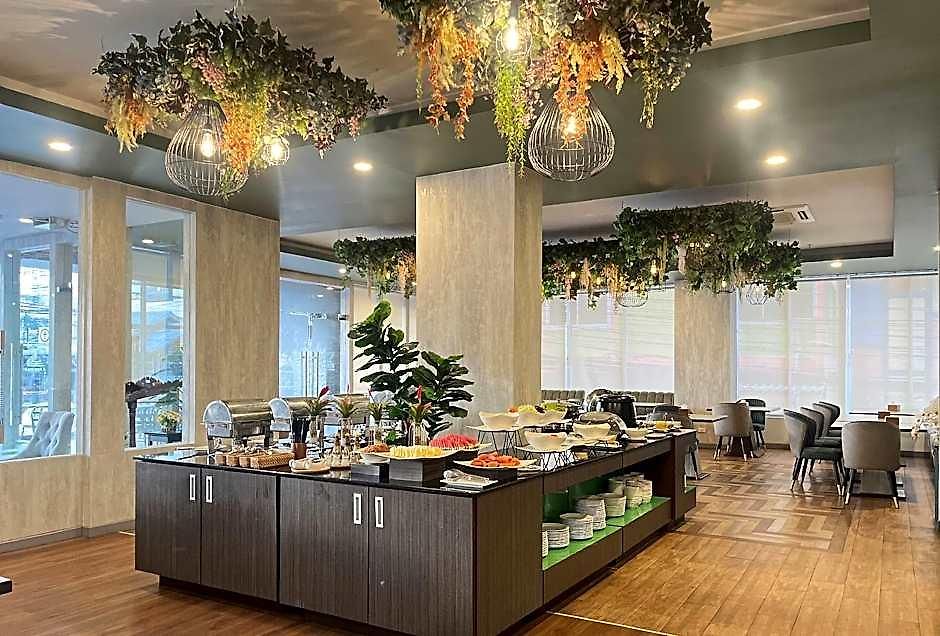 Empress โรงแรม