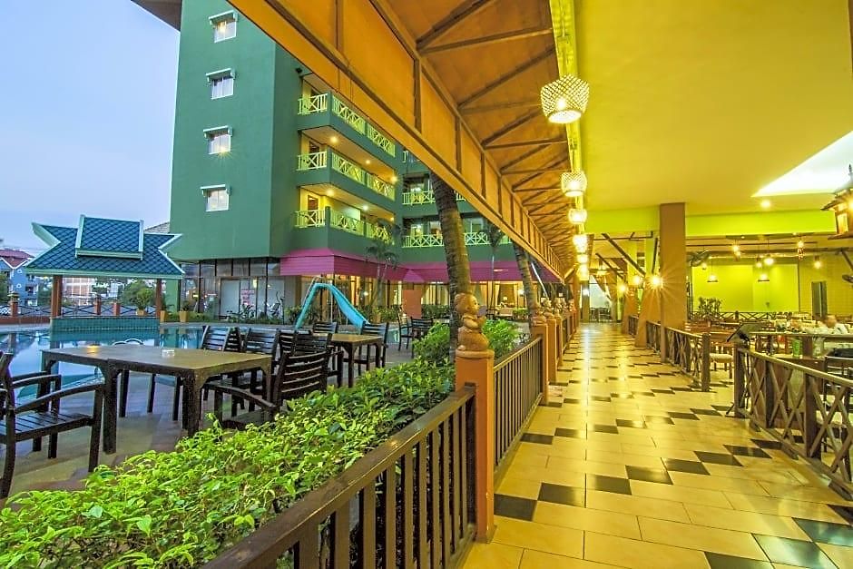 Resort Phuphaya 2*