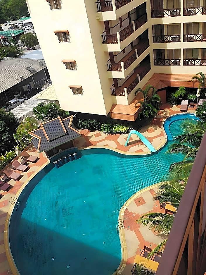 Resort Phuphaya Pattaya