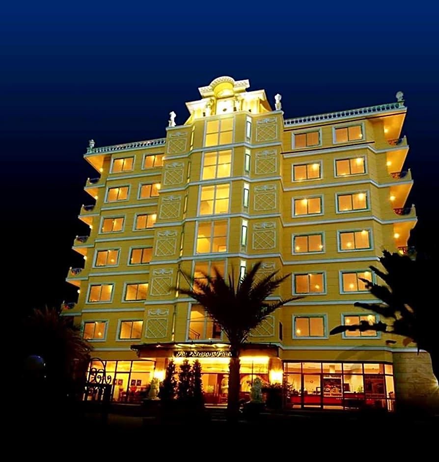 โรงแรม Four Seasons Place 4*