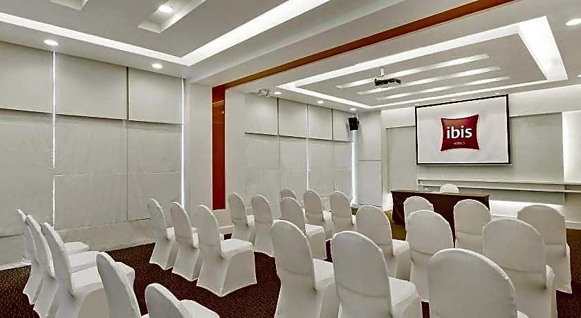 โรงแรม Ibis 3*