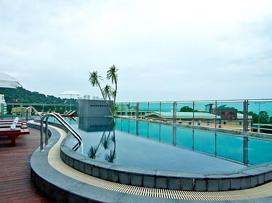 Hotel The Sun Xclusive Pattaya