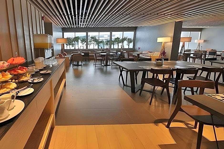 Hotel The Sun Xclusive 3*