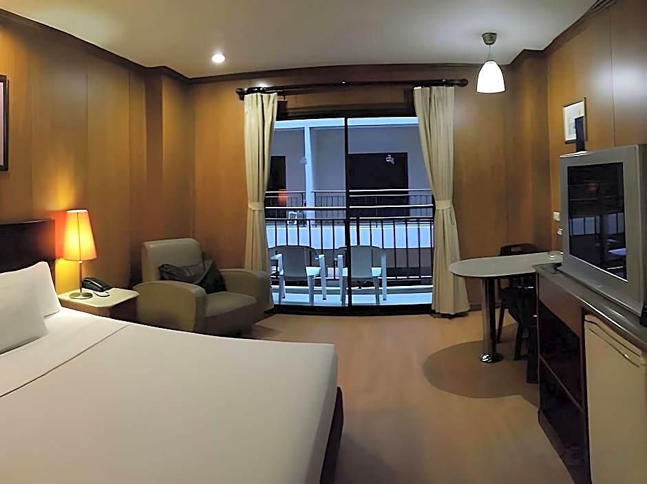 Hotel Dynasty 3*