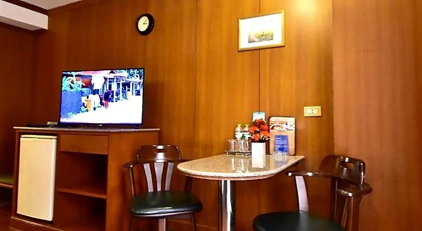 Hotel Dynasty 3*