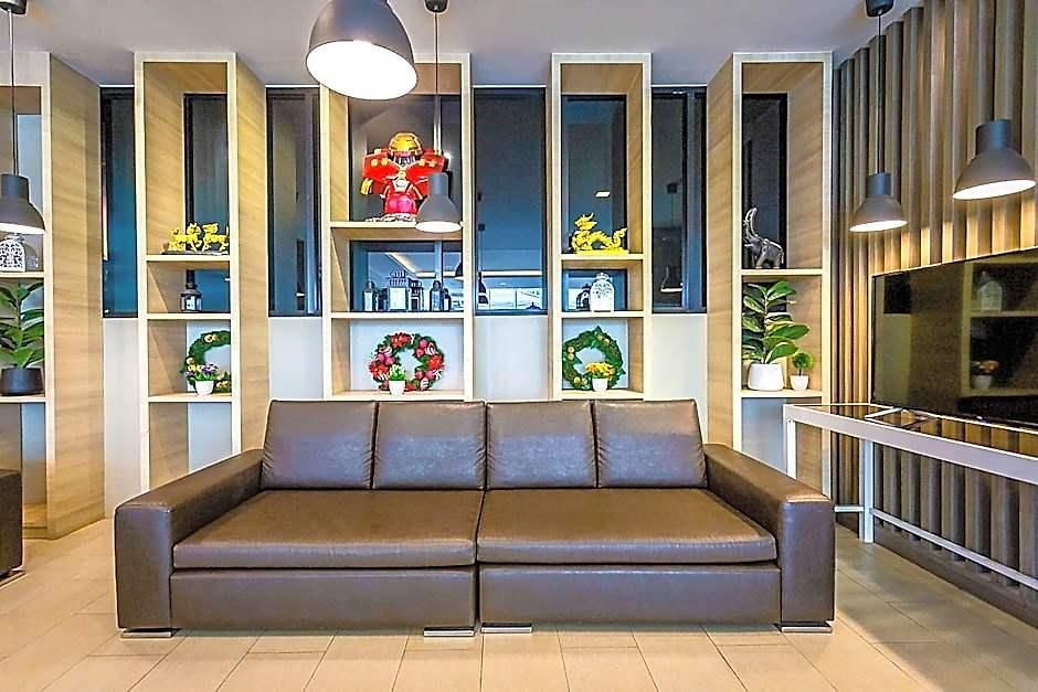 Embryo Hotel 4*
