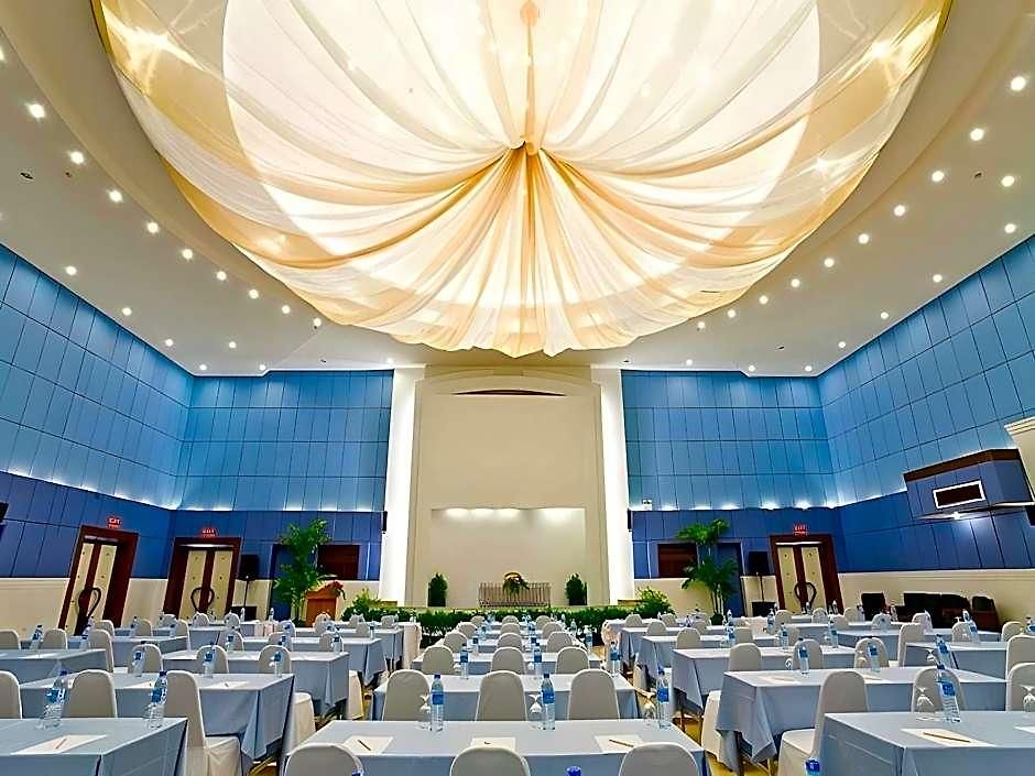 โรงแรม อีสเทิร์นแกรนด์พาเลซ Pattaya