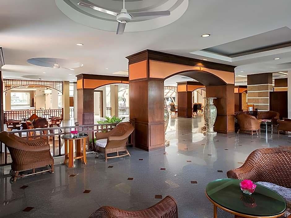 อีสเทิร์นแกรนด์พาเลซ 4* Pattaya