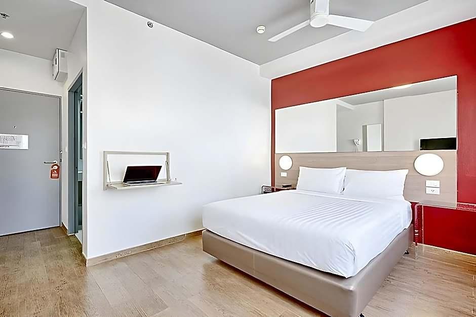 Easy Planet 3* Pattaya