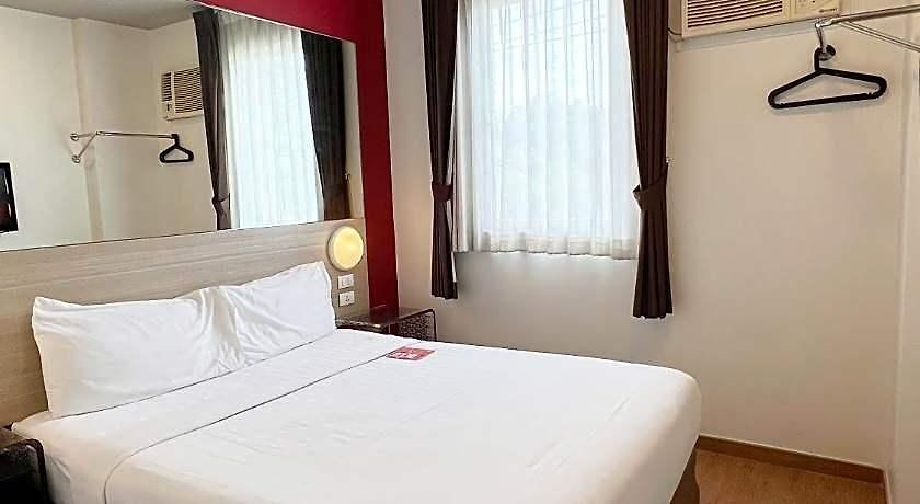 Easy Planet Hotel