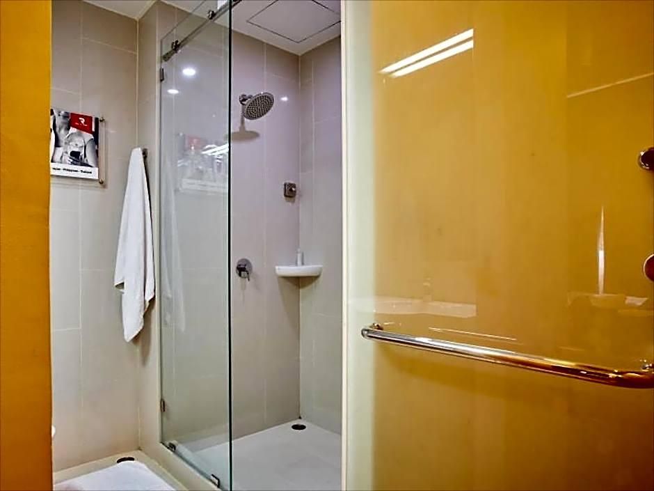 Easy Planet Hotel Pattaya