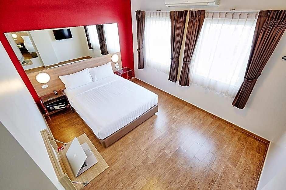 Easy Planet Pattaya