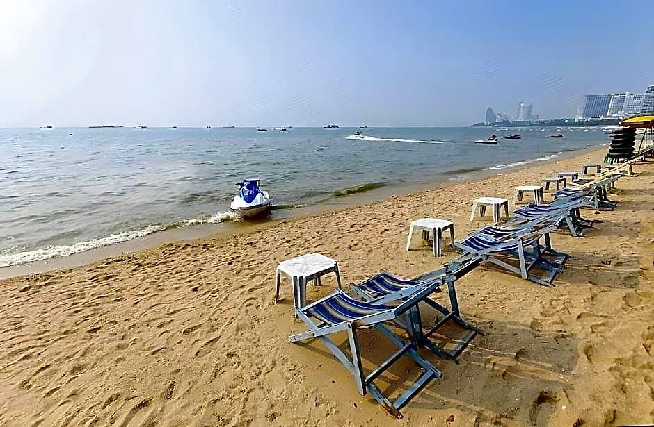 โรงแรม จอมเทียนโบ๊ทเฮ้าส์ Pattaya