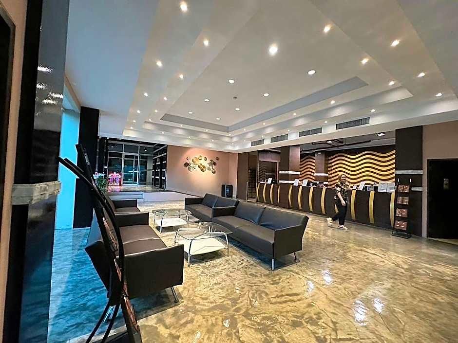 Crown 3* Pattaya