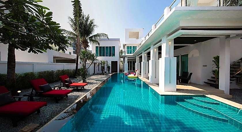 In Hotel Pattaya