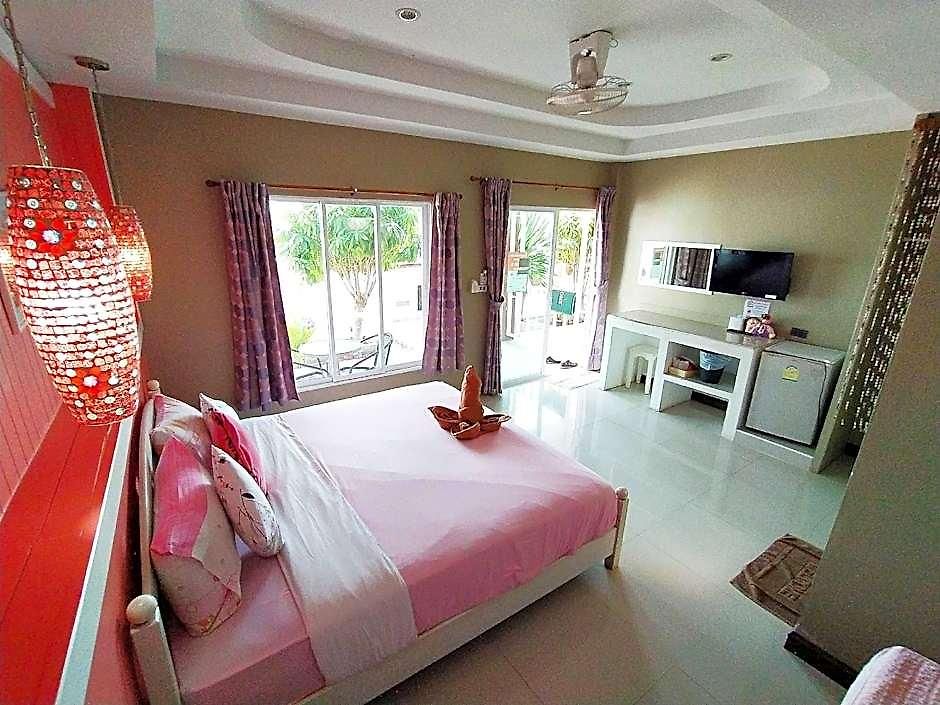 โรงแรม Baan Im Em 2*