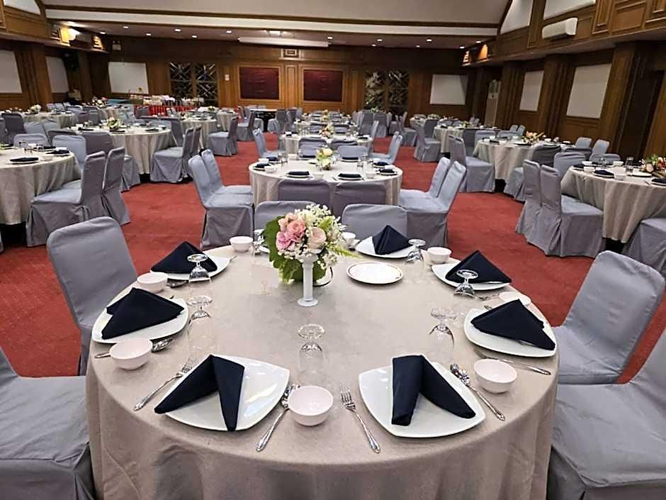 Hotel First Pacific Cirrus Pattaya