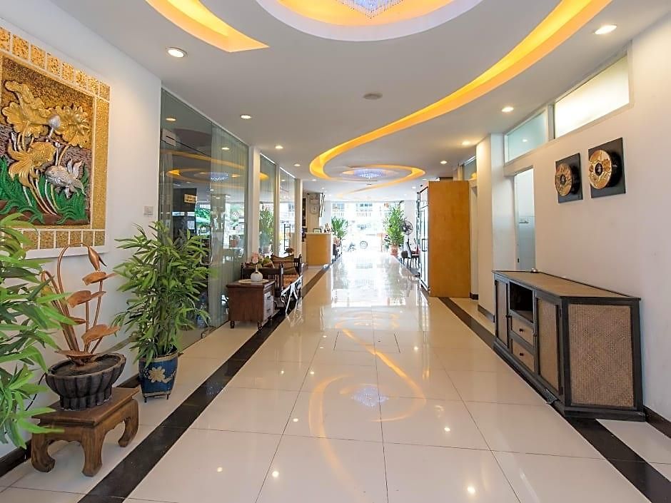 Hotel Aya Place 2*