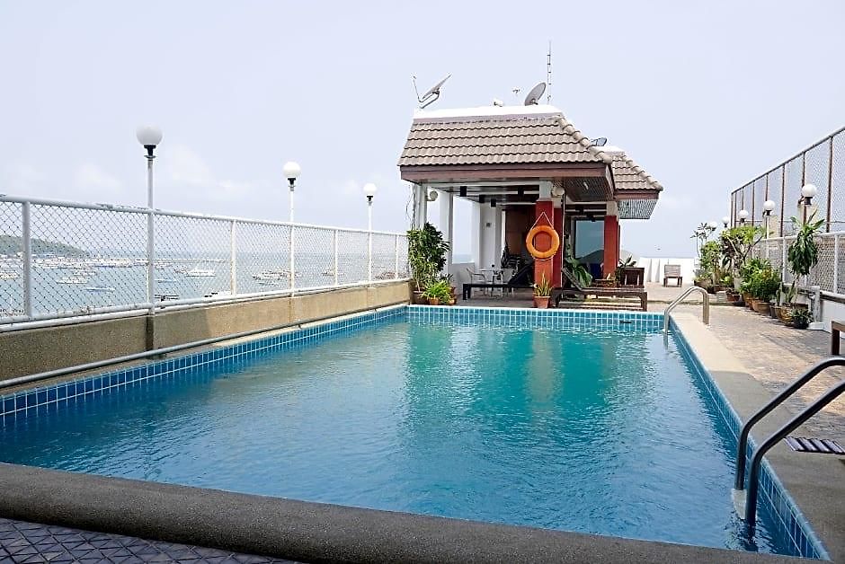 โรงแรม Cloudotel Walking Street Pattaya