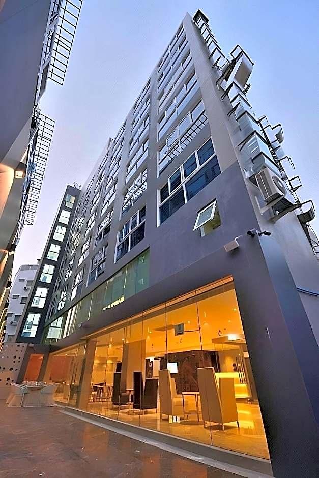 โรงแรม Shilat Avenue