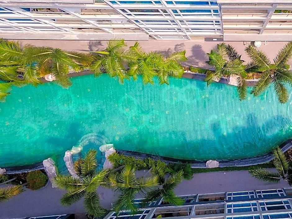 Azure โรงแรม 4*