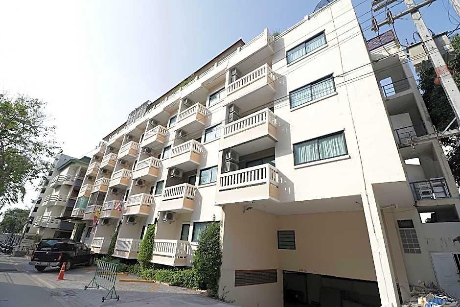 Natural Hotel 3*