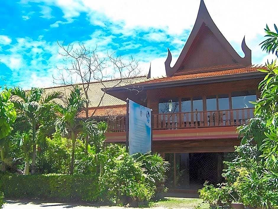 Deeden Hotel Pattaya