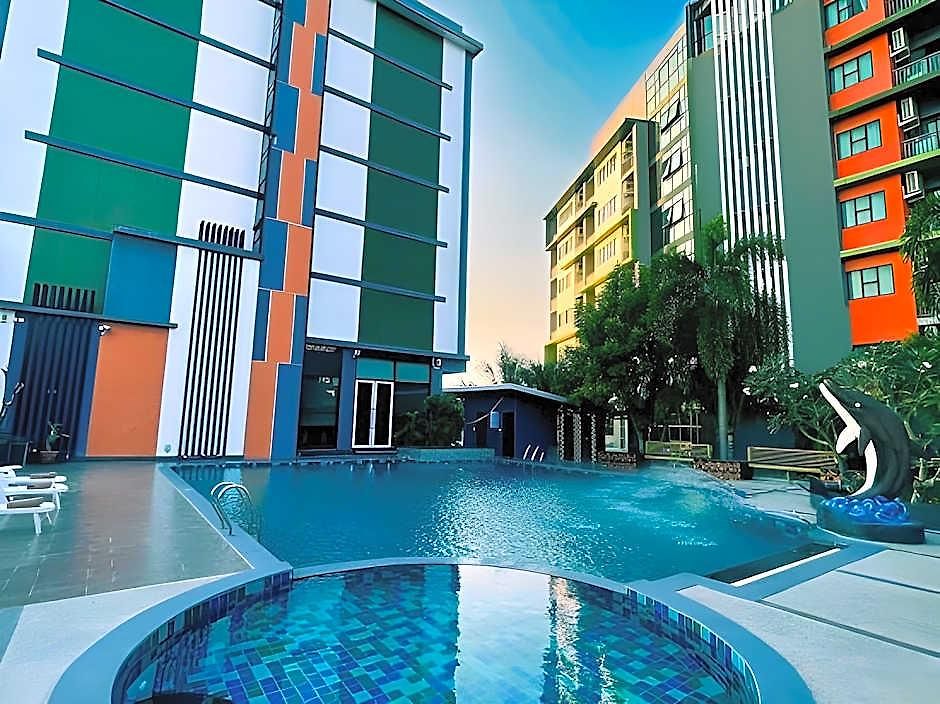 รีสอร์ท Lakkhana Poolside Pattaya